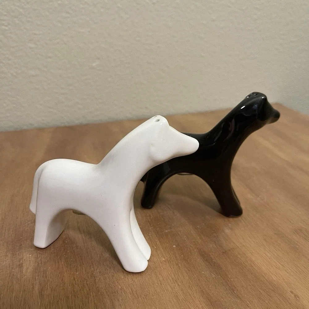 Horses Novelty Salt & Pepper Shaker Black White Hugging Art Sculpture Minimalist